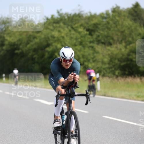22.06.2025 - Viking Triathlon Yannick Fuchs http://msf.ph/oto/8098166 22.06.2025 11:22:51 Radfahren 2, 40, 134, 161, 312, 316, 456, 506, 610 meine-sportfotos.de