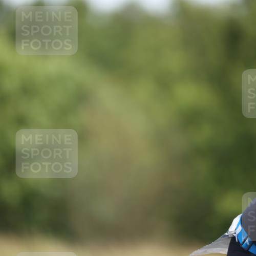 22.06.2025 - Viking Triathlon Yannick Fuchs http://msf.ph/oto/8098173 22.06.2025 12:00:45 Radfahren 98, 276, 305, 438, 439 meine-sportfotos.de