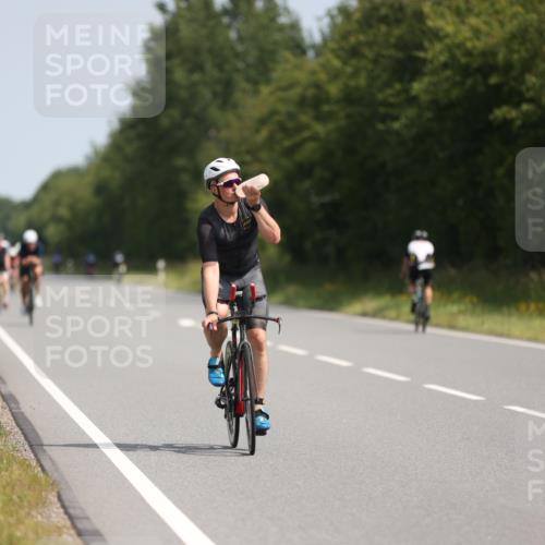 22.06.2025 - Viking Triathlon Yannick Fuchs http://msf.ph/oto/8098191 22.06.2025 11:22:52 Radfahren 2, 40, 81, 134, 161, 312, 316, 456 meine-sportfotos.de