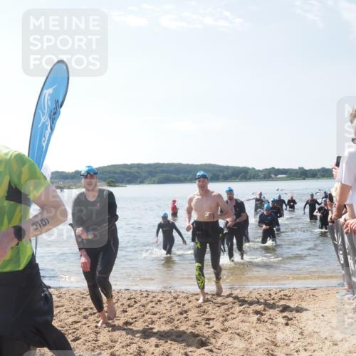 22.06.2025 - Viking Triathlon MichiJ http://msf.ph/oto/8098198 22.06.2025 10:43:13 Schwimmen 31, 66, 109, 110, 115, 128, 167, 186, 328, 358, 483, 489 meine-sportfotos.de