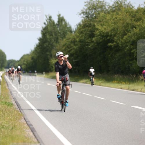 22.06.2025 - Viking Triathlon Yannick Fuchs http://msf.ph/oto/8098200 22.06.2025 11:22:52 Radfahren 2, 40, 81, 134, 161, 312, 316, 456 meine-sportfotos.de