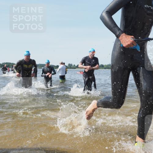 22.06.2025 - Viking Triathlon KatJ http://msf.ph/oto/8098203 22.06.2025 10:31:55 Schwimmen 63, 87, 99, 124, 125, 224, 226, 435, 449, 464, 488, 507, 555, 658 meine-sportfotos.de