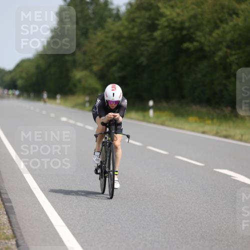 22.06.2025 - Viking Triathlon Yannick Fuchs http://msf.ph/oto/8098205 22.06.2025 12:00:50 Radfahren 6, 276, 438, 439 meine-sportfotos.de