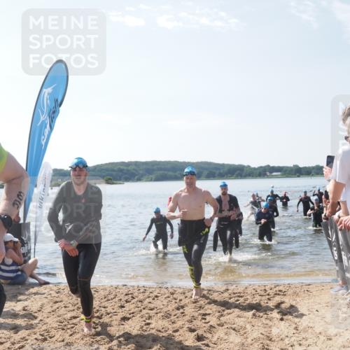 22.06.2025 - Viking Triathlon MichiJ http://msf.ph/oto/8098212 22.06.2025 10:43:14 Schwimmen 31, 109, 110, 115, 128, 167, 186, 328, 358, 483, 489 meine-sportfotos.de