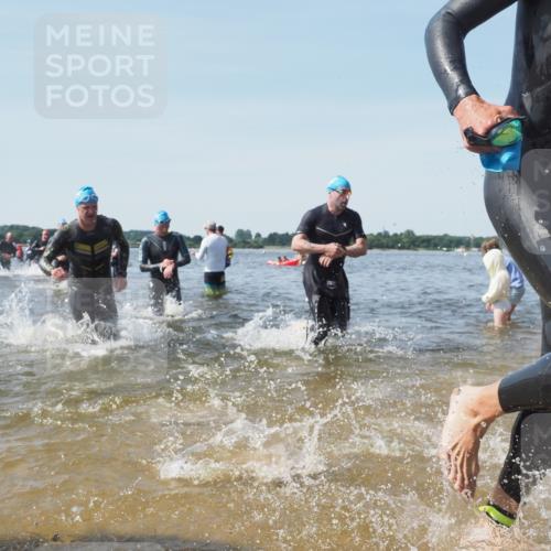 22.06.2025 - Viking Triathlon KatJ http://msf.ph/oto/8098216 22.06.2025 10:31:55 Schwimmen 63, 87, 99, 124, 125, 224, 226, 435, 449, 464, 488, 507, 555, 658 meine-sportfotos.de