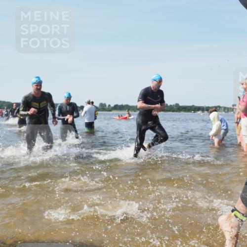 22.06.2025 - Viking Triathlon KatJ http://msf.ph/oto/8098229 22.06.2025 10:31:56 Schwimmen 63, 87, 99, 124, 125, 224, 226, 271, 435, 449, 464, 488, 507, 555, 658 meine-sportfotos.de