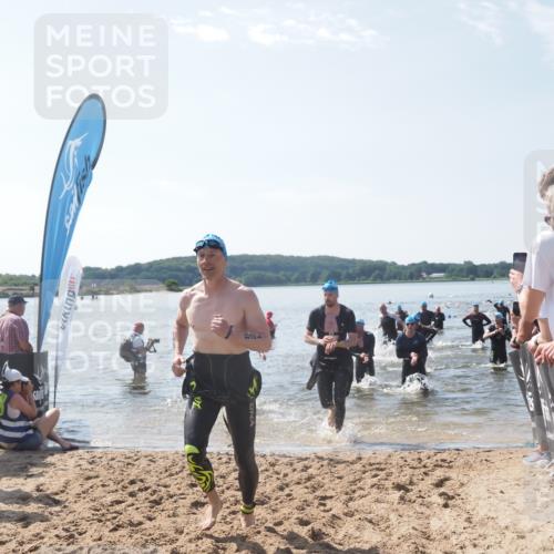 22.06.2025 - Viking Triathlon MichiJ http://msf.ph/oto/8098243 22.06.2025 10:43:15 Schwimmen 31, 109, 110, 115, 128, 167, 186, 328, 358, 483, 489 meine-sportfotos.de