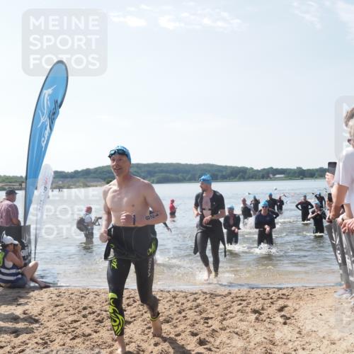 22.06.2025 - Viking Triathlon MichiJ http://msf.ph/oto/8098250 22.06.2025 10:43:15 Schwimmen 31, 109, 110, 115, 128, 167, 186, 328, 358, 483, 489 meine-sportfotos.de