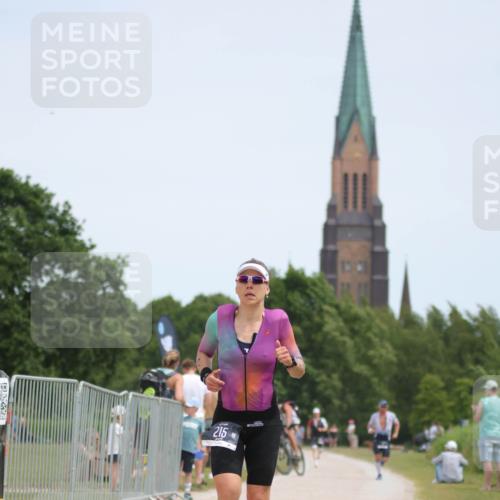 22.06.2025 - Viking Triathlon H.Heesch http://msf.ph/oto/8098268 22.06.2025 13:14:27 Laufen 215 meine-sportfotos.de