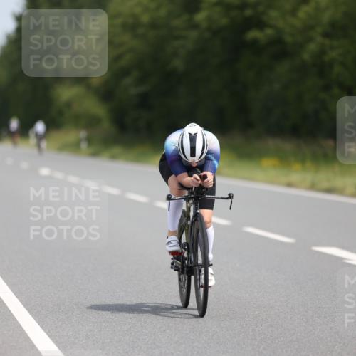 22.06.2025 - Viking Triathlon Yannick Fuchs http://msf.ph/oto/8098275 22.06.2025 12:01:14 Radfahren 63, 246, 406, 467, 491, 551 meine-sportfotos.de