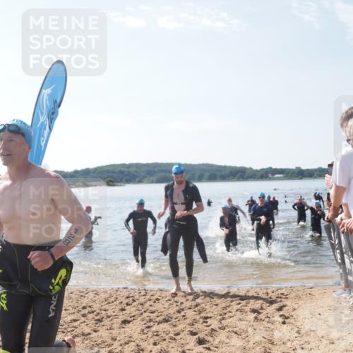 22.06.2025 - Viking Triathlon MichiJ http://msf.ph/oto/8098278 22.06.2025 10:43:16 Schwimmen 31, 109, 110, 115, 167, 257, 328, 358, 483, 489 meine-sportfotos.de