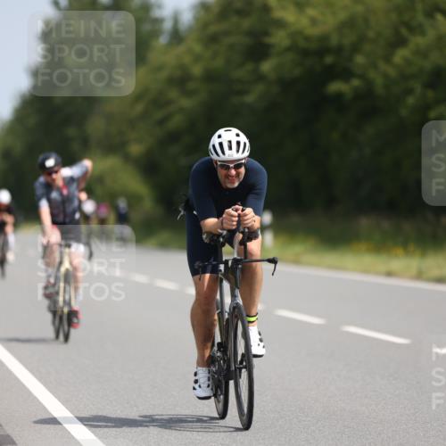 22.06.2025 - Viking Triathlon Yannick Fuchs http://msf.ph/oto/8098299 22.06.2025 11:22:58 Radfahren 20, 46, 81, 88, 161, 232, 265, 456, 532 meine-sportfotos.de
