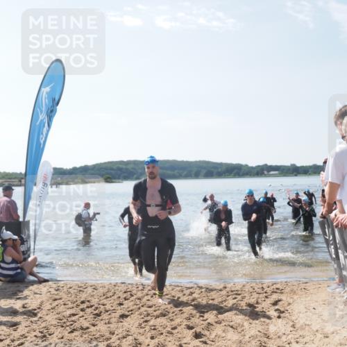 22.06.2025 - Viking Triathlon MichiJ http://msf.ph/oto/8098301 22.06.2025 10:43:16 Schwimmen 31, 109, 110, 115, 167, 257, 328, 358, 483, 489 meine-sportfotos.de