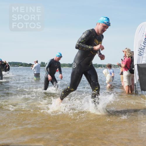 22.06.2025 - Viking Triathlon KatJ http://msf.ph/oto/8098303 22.06.2025 10:31:57 Schwimmen 63, 87, 99, 124, 125, 193, 224, 226, 271, 435, 449, 464, 488, 507, 555, 658 meine-sportfotos.de