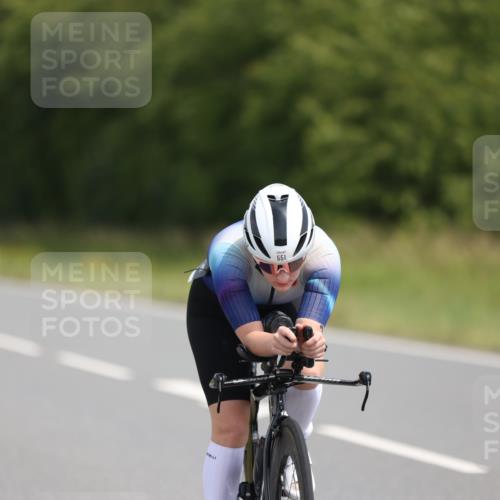 22.06.2025 - Viking Triathlon Yannick Fuchs http://msf.ph/oto/8098304 22.06.2025 12:01:15 Radfahren 63, 246, 406, 467, 491, 551 meine-sportfotos.de