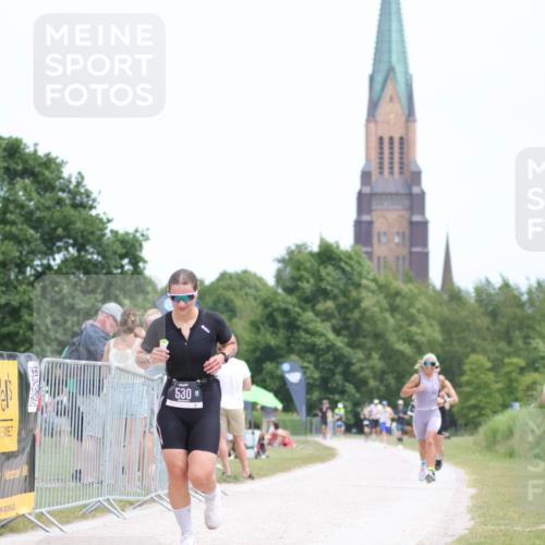 22.06.2025 - Viking Triathlon H.Heesch http://msf.ph/oto/8098306 22.06.2025 13:30:16 Laufen 58, 530 meine-sportfotos.de