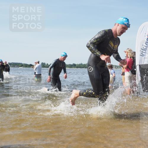 22.06.2025 - Viking Triathlon KatJ http://msf.ph/oto/8098311 22.06.2025 10:31:57 Schwimmen 63, 87, 99, 124, 125, 193, 224, 226, 271, 435, 449, 464, 488, 507, 555, 658 meine-sportfotos.de