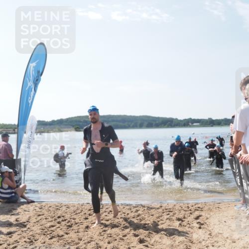 22.06.2025 - Viking Triathlon MichiJ http://msf.ph/oto/8098317 22.06.2025 10:43:16 Schwimmen 31, 109, 110, 115, 167, 257, 328, 358, 483, 489 meine-sportfotos.de