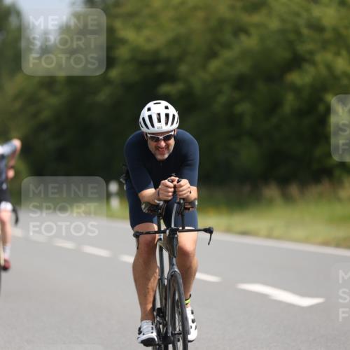 22.06.2025 - Viking Triathlon Yannick Fuchs http://msf.ph/oto/8098326 22.06.2025 11:22:58 Radfahren 20, 46, 81, 88, 161, 232, 265, 456, 532 meine-sportfotos.de
