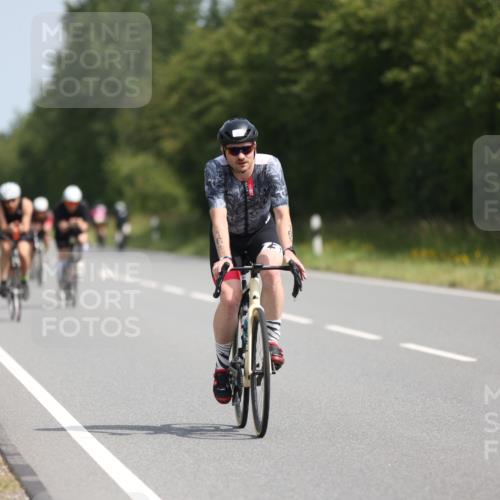 22.06.2025 - Viking Triathlon Yannick Fuchs http://msf.ph/oto/8098343 22.06.2025 11:22:59 Radfahren 20, 46, 81, 88, 161, 232, 265, 456, 532 meine-sportfotos.de