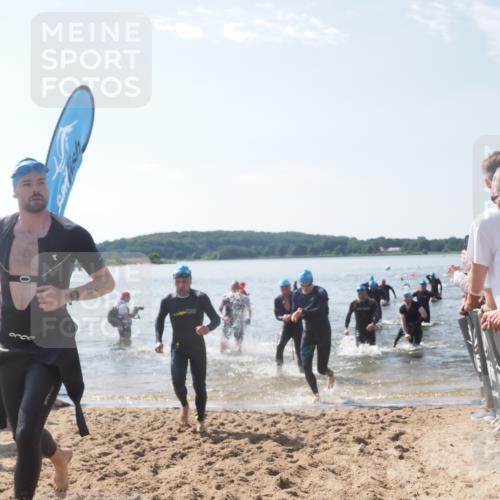 22.06.2025 - Viking Triathlon MichiJ http://msf.ph/oto/8098349 22.06.2025 10:43:18 Schwimmen 31, 109, 110, 115, 167, 257, 328, 358, 483, 489 meine-sportfotos.de