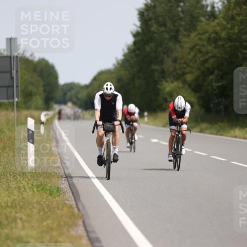 22.06.2025 - Viking Triathlon Yannick Fuchs http://msf.ph/oto/8098350 22.06.2025 12:01:16 Radfahren 63, 246, 406, 467, 491, 551 meine-sportfotos.de