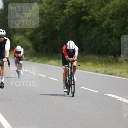 22.06.2025 - Viking Triathlon Yannick Fuchs http://msf.ph/oto/8098373 22.06.2025 12:01:18 Radfahren 63, 246, 406, 467, 491, 551 meine-sportfotos.de