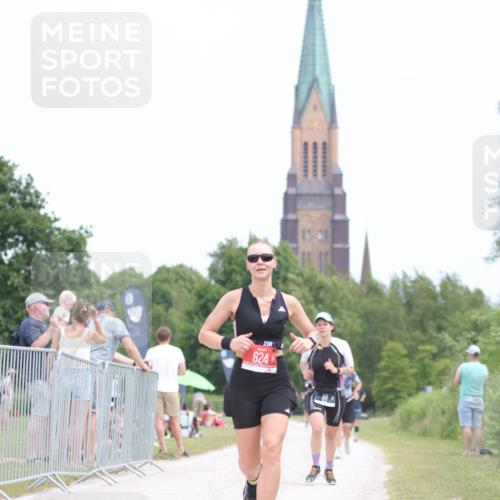 22.06.2025 - Viking Triathlon H.Heesch http://msf.ph/oto/8098380 22.06.2025 13:30:24 Laufen 58, 86, 530, 624 meine-sportfotos.de