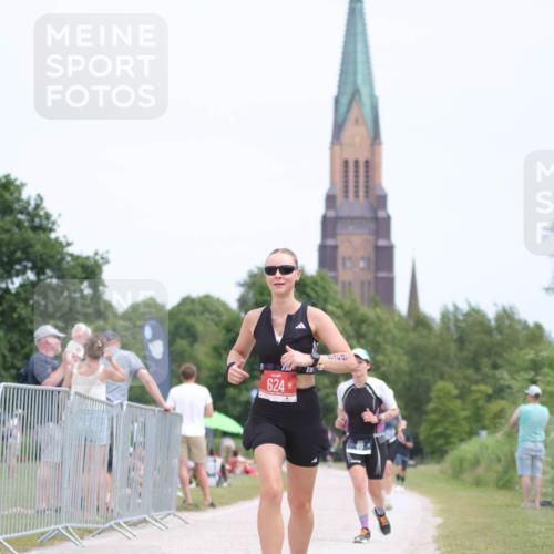 22.06.2025 - Viking Triathlon H.Heesch http://msf.ph/oto/8098392 22.06.2025 13:30:25 Laufen 58, 86, 624 meine-sportfotos.de