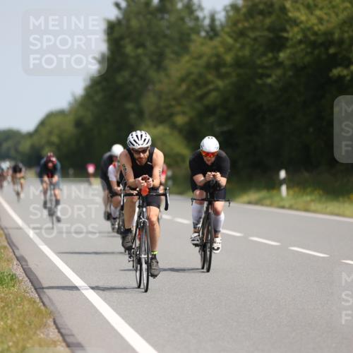22.06.2025 - Viking Triathlon Yannick Fuchs http://msf.ph/oto/8098412 22.06.2025 11:23:01 Radfahren 20, 46, 81, 88, 161, 232, 265, 456, 532, 552 meine-sportfotos.de