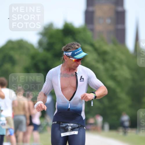 22.06.2025 - Viking Triathlon H.Heesch http://msf.ph/oto/8098416 22.06.2025 13:14:37 Laufen 6 meine-sportfotos.de