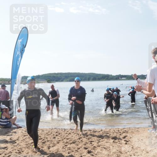 22.06.2025 - Viking Triathlon MichiJ http://msf.ph/oto/8098419 22.06.2025 10:43:19 Schwimmen 31, 109, 110, 115, 167, 257, 328, 483, 489, 501 meine-sportfotos.de
