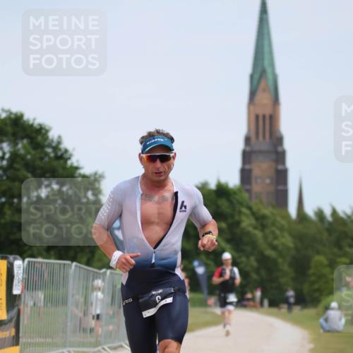 22.06.2025 - Viking Triathlon H.Heesch http://msf.ph/oto/8098424 22.06.2025 13:14:38 Laufen 6 meine-sportfotos.de
