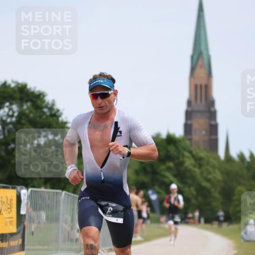 22.06.2025 - Viking Triathlon H.Heesch http://msf.ph/oto/8098435 22.06.2025 13:14:39 Laufen 6, 385 meine-sportfotos.de