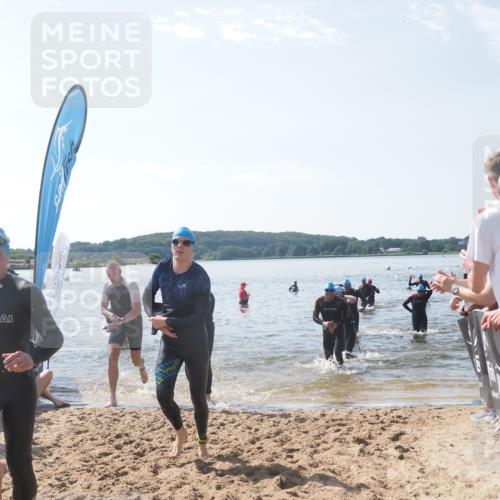 22.06.2025 - Viking Triathlon MichiJ http://msf.ph/oto/8098454 22.06.2025 10:43:19 Schwimmen 31, 109, 110, 115, 167, 257, 328, 483, 489, 501 meine-sportfotos.de