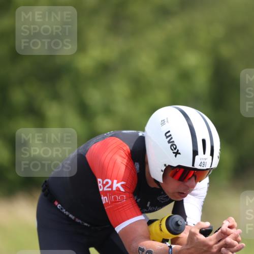 22.06.2025 - Viking Triathlon Yannick Fuchs http://msf.ph/oto/8098472 22.06.2025 12:01:22 Radfahren 63, 246, 406, 467, 491, 615 meine-sportfotos.de
