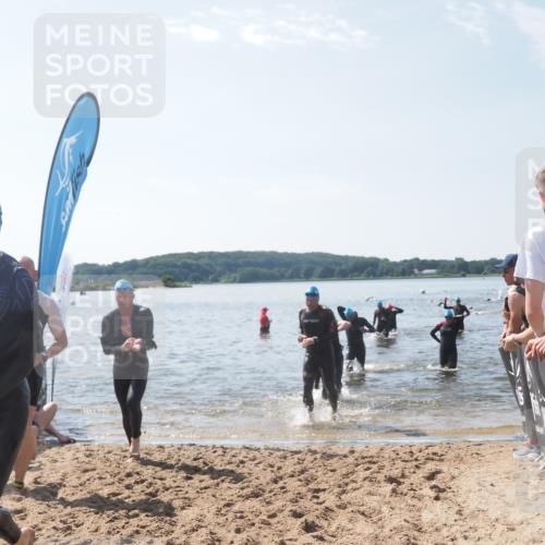 22.06.2025 - Viking Triathlon MichiJ http://msf.ph/oto/8098492 22.06.2025 10:43:21 Schwimmen 31, 109, 110, 115, 167, 257, 328, 483, 501, 620 meine-sportfotos.de