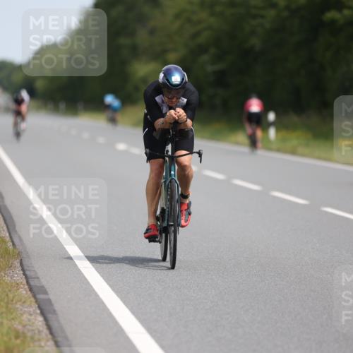 22.06.2025 - Viking Triathlon Yannick Fuchs http://msf.ph/oto/8098497 22.06.2025 12:01:40 Radfahren 16, 36, 146, 147, 448 meine-sportfotos.de