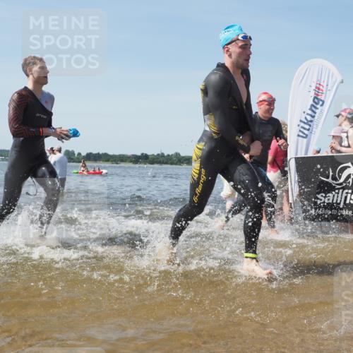 22.06.2025 - Viking Triathlon KatJ http://msf.ph/oto/8098517 22.06.2025 10:32:02 Schwimmen 63, 87, 193, 207, 226, 271, 435, 449, 464, 488, 507, 658 meine-sportfotos.de