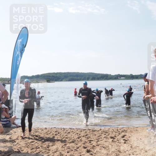 22.06.2025 - Viking Triathlon MichiJ http://msf.ph/oto/8098522 22.06.2025 10:43:21 Schwimmen 31, 109, 110, 115, 167, 257, 328, 483, 501, 620 meine-sportfotos.de