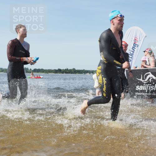 22.06.2025 - Viking Triathlon KatJ http://msf.ph/oto/8098529 22.06.2025 10:32:02 Schwimmen 63, 87, 193, 207, 226, 271, 435, 449, 464, 488, 507, 658 meine-sportfotos.de