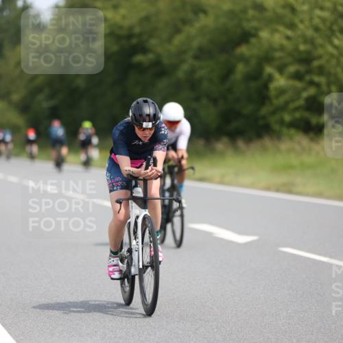 22.06.2025 - Viking Triathlon Yannick Fuchs http://msf.ph/oto/8098548 22.06.2025 12:01:47 Radfahren 147, 256, 448 meine-sportfotos.de