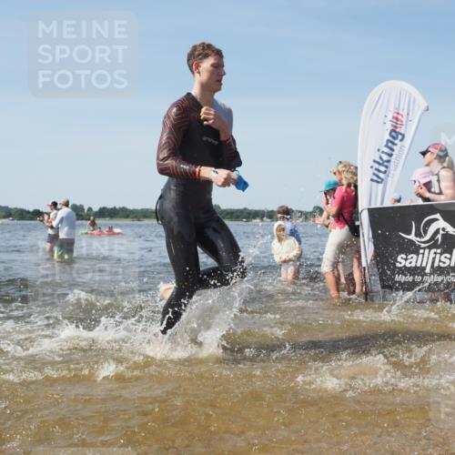 22.06.2025 - Viking Triathlon KatJ http://msf.ph/oto/8098563 22.06.2025 10:32:03 Schwimmen 63, 87, 193, 207, 226, 271, 435, 449, 464, 488, 658 meine-sportfotos.de
