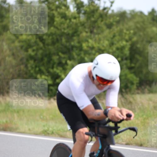 22.06.2025 - Viking Triathlon Yannick Fuchs http://msf.ph/oto/8098596 22.06.2025 12:01:49 Radfahren 147, 256, 448 meine-sportfotos.de