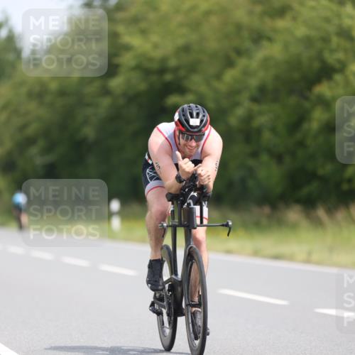 22.06.2025 - Viking Triathlon Yannick Fuchs http://msf.ph/oto/8098616 22.06.2025 12:02:06 Radfahren 62, 255, 349, 620 meine-sportfotos.de