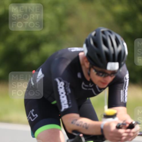 22.06.2025 - Viking Triathlon Yannick Fuchs http://msf.ph/oto/8098651 22.06.2025 11:23:11 Radfahren 233, 431, 495, 536, 552 meine-sportfotos.de