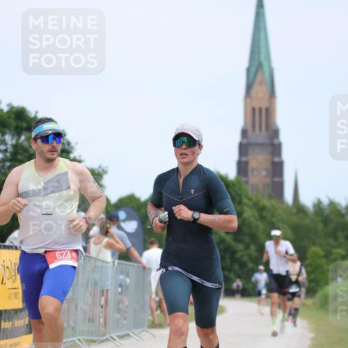 22.06.2025 - Viking Triathlon H.Heesch http://msf.ph/oto/8098655 22.06.2025 13:30:40 Laufen 184, 450, 454, 623 meine-sportfotos.de