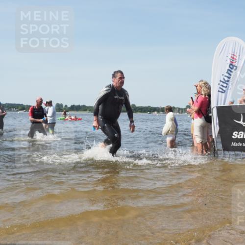 22.06.2025 - Viking Triathlon KatJ http://msf.ph/oto/8098656 22.06.2025 10:32:06 Schwimmen 63, 193, 207, 214, 226, 271, 449, 464, 488 meine-sportfotos.de