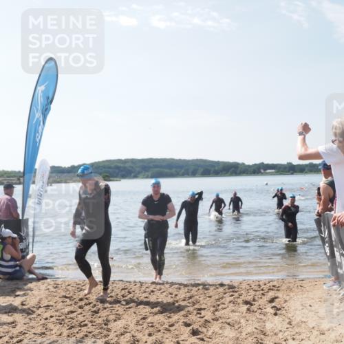 22.06.2025 - Viking Triathlon MichiJ http://msf.ph/oto/8098658 22.06.2025 10:43:23 Schwimmen 31, 109, 115, 257, 483, 501, 620 meine-sportfotos.de