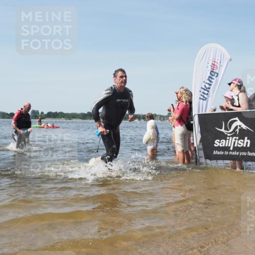22.06.2025 - Viking Triathlon KatJ http://msf.ph/oto/8098685 22.06.2025 10:32:06 Schwimmen 63, 193, 207, 214, 226, 271, 449, 464, 488 meine-sportfotos.de